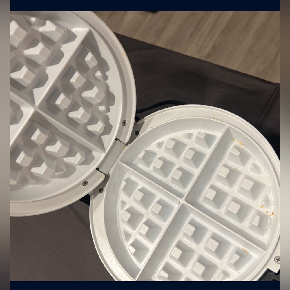 Waffle maker - Picture 3 of 4